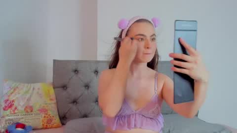 megansammy online show from April 21, 7:17 pm