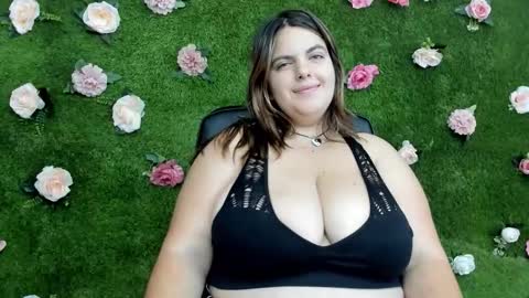 megatitts_ online show from September 12, 7:25 pm