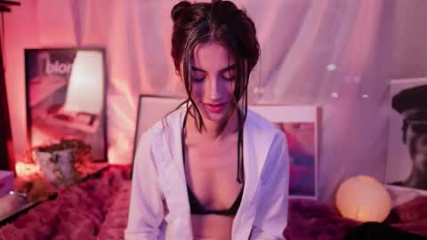 Snapshot of megga_bluee chatting on October 29, 3:09 am megga_bluee online show from October 29, 3:09 am