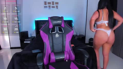 Snapshot of meghan_as chatting on February 27, 12:23 pm meghan_as online show from February 27, 12:23 pm