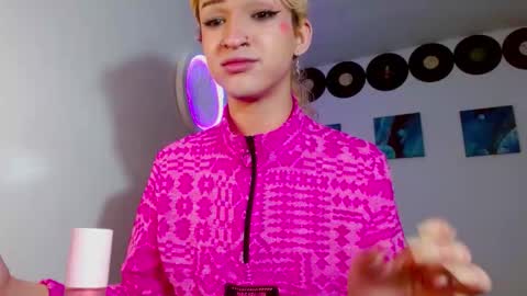 meghan_devil_ online show from February 19, 7:26 am