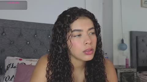 Snapshot of meghan_taylor__ chatting on September 11, 9:15 pm Meghan online show from September 11, 9:15 pm