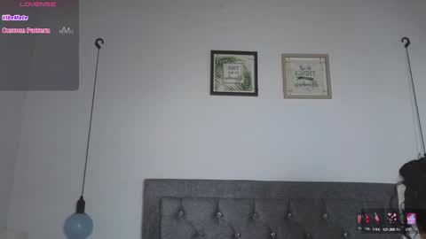 Snapshot of meghan_taylor__ chatting on September 27, 7:52 pm Meghan online show from September 27, 7:52 pm