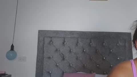 Snapshot of meghan_taylor__ chatting on November 17, 7:52 pm Meghan online show from November 17, 7:52 pm