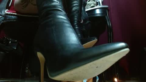 Goddess Sara online show from March 28, 5:23 pm