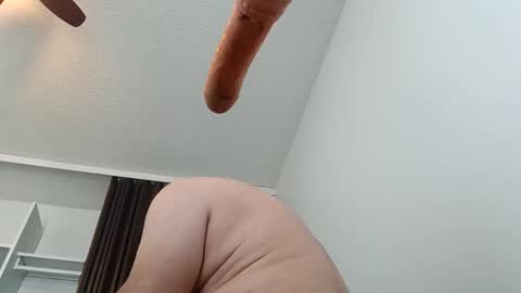 meheriuk68 online show from March 26, 7:52 pm