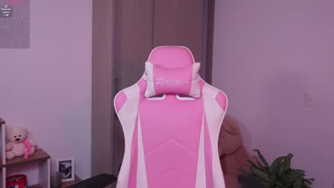 Snapshot of meiis_ chatting on March 9, 11:35 pm meiis3 online show from March 9, 11:35 pm