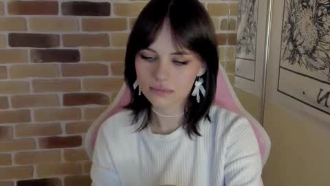 Katie  Payne online show from November 2, 3:25 pm