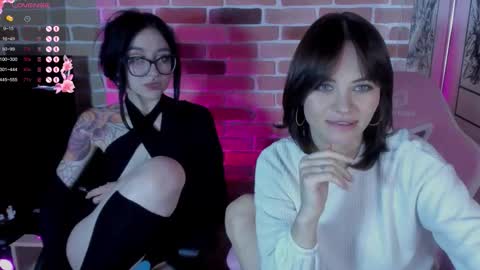 Katie  Payne online show from November 11, 1:00 pm