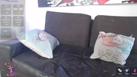 Snapshot of mel_raise chatting on January 10, 6:28 pm mel raise online show from January 10, 6:28 pm