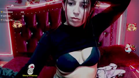 Snapshot of melani_cute01 chatting on December 21, 8:28 am melani_cute01 online show from December 21, 8:28 am