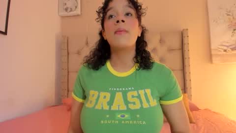 melania_xtreme online show from December 18, 2:39 am