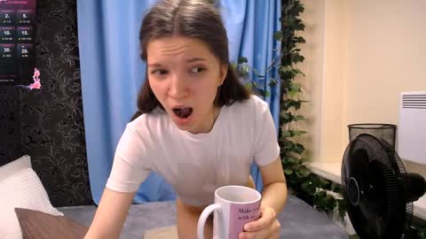 Snapshot of melanie_grant chatting on January 11, 4:57 pm Melanie online show from January 11, 4:57 pm