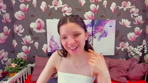 Snapshot of melanie_grant chatting on February 13, 5:48 am Melanie online show from February 13, 5:48 am