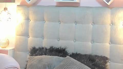 Melanie  online show from September 15, 4:12 am