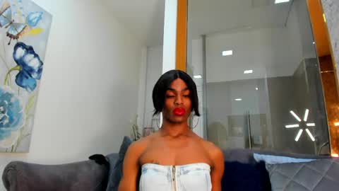 MELANIE online show from May 8, 9:53 pm