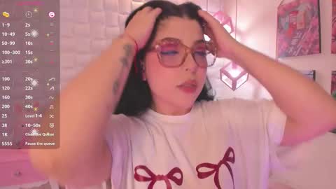 Snapshot of melaniegrayx chatting on September 12, 2:17 pm melaniegrayx online show from September 12, 2:17 pm