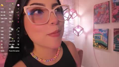 Snapshot of melaniegrayx chatting on October 15, 2:50 pm melaniegrayx online show from October 15, 2:50 pm