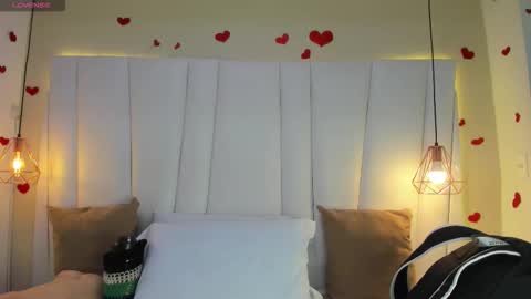 Snapshot of melanieklaus chatting on November 29, 11:24 am Melanie online show from November 29, 11:24 am