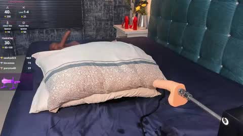 Snapshot of melanierioss_ chatting on February 4, 3:47 pm online show from February 4, 3:47 pm
