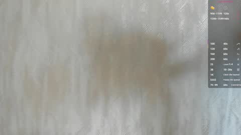 Snapshot of melanierioss_ chatting on September 14, 1:43 pm online show from September 14, 1:43 pm