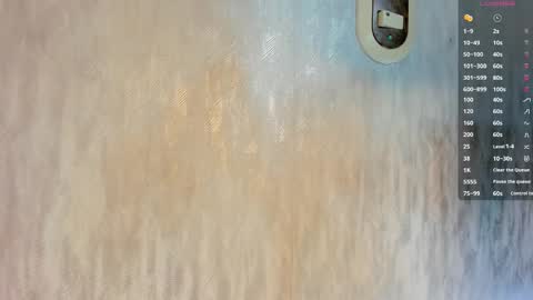 Snapshot of melanierioss_ chatting on November 9, 12:03 pm online show from November 9, 12:03 pm