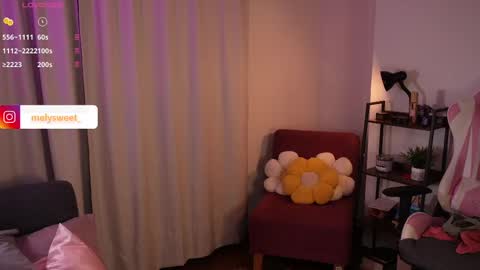 Snapshot of melanieryann_ chatting on March 8, 8:33 am Ig melysweet online show from March 8, 8:33 am