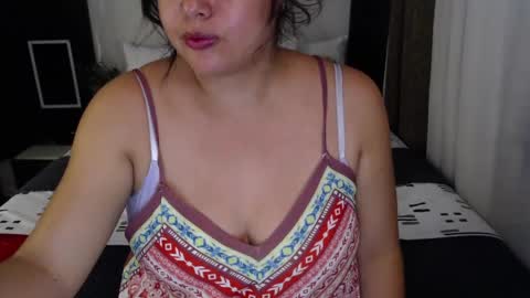 Melanie online show from April 22, 4:48 am