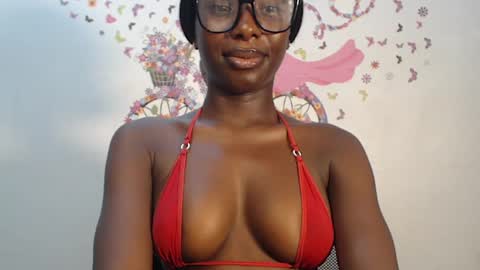 Snapshot of melanine_floral chatting on March 12, 6:29 am Praiz online show from March 12, 6:29 am