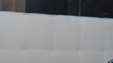 melanniebrown online show from January 11, 6:07 am