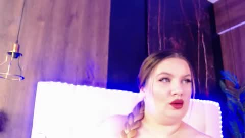 melanniebrown online show from March 12, 6:19 am