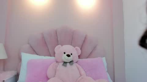 Snapshot of melany_ebonyy chatting on October 26, 5:57 am Melanie online show from October 26, 5:57 am