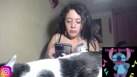 Snapshot of melany_isabella chatting on December 1, 6:35 pm melany online show from December 1, 6:35 pm
