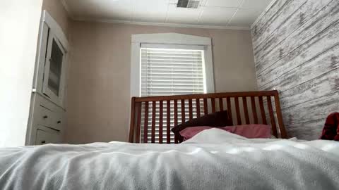 Tan lines online show from February 1, 7:23 pm