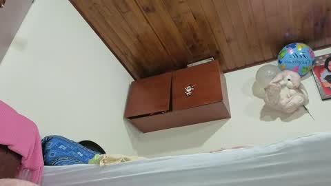 melihotxxx online show from April 20, 12:13 am