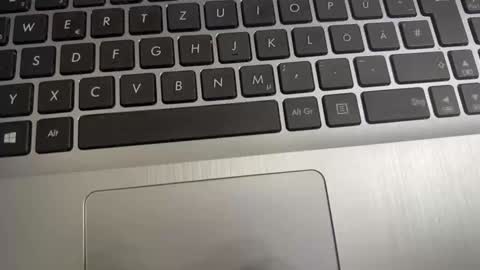 Snapshot of melisa100 chatting on December 7, 11:34 pm Melisa Andi online show from December 7, 11:34 pm