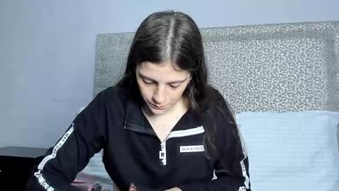 Snapshot of melisabostton_ chatting on February 12, 1:06 pm Melissa online show from February 12, 1:06 pm