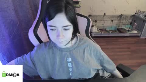 Snapshot of melisanilson chatting on February 17, 1:47 am melisanilson online show from February 17, 1:47 am