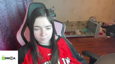 melisanilson online show from January 13, 4:40 am