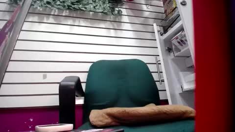 Snapshot of melishanton chatting on February 9, 5:06 pm melishanton online show from February 9, 5:06 pm