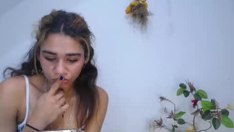 Snapshot of meliss1 chatting on January 15, 9:20 pm melissa online show from January 15, 9:20 pm