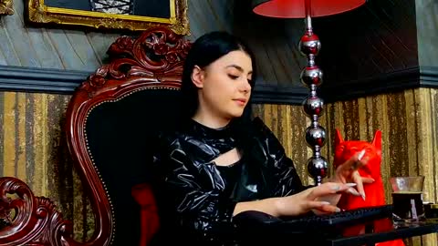 Melissa online show from February 7, 1:53 pm