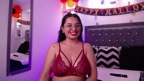 Melissa online show from October 16, 9:27 pm
