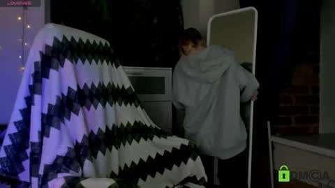 Melissa online show from April 16, 8:31 pm