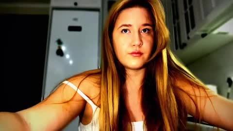 Snapshot of melissalii chatting on November 13, 11:31 am melissalii online show from November 13, 11:31 am