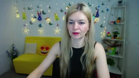 Melissa online show from April 12, 5:12 am