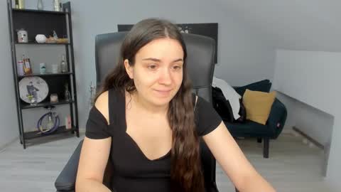 melissawiliam online show from December 17, 12:11 pm