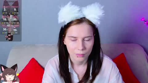 mellhyees online show from April 8, 6:08 pm