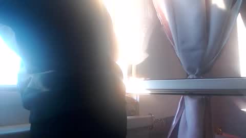 Melli online show from November 7, 2:28 pm