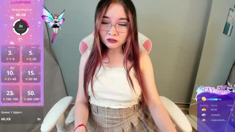 Mellisa online show from February 7, 7:06 pm